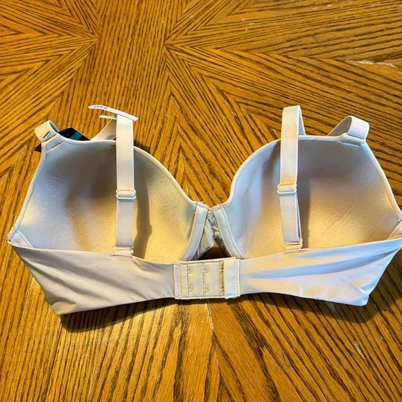 Maidenform T-Shirt convertible straps bra 34D - Picture 2 of 5